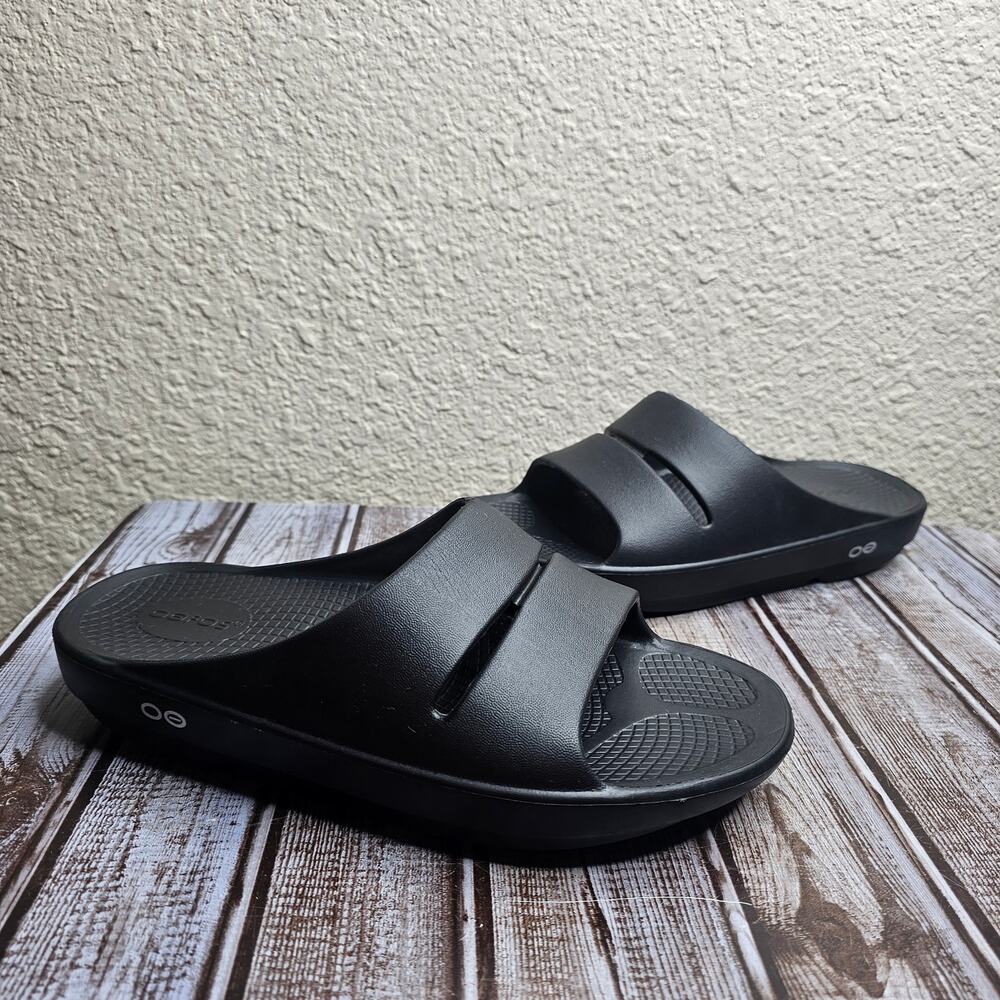 Oofos ooah black slip on recovery  slide sandals mens 6 womens 8